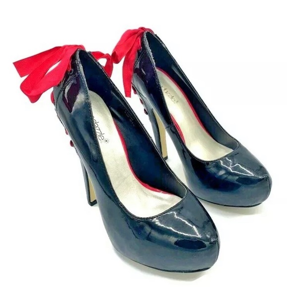 Shoedazzle Patent Leather Platforms with Red Laces - Picture 3 of 12